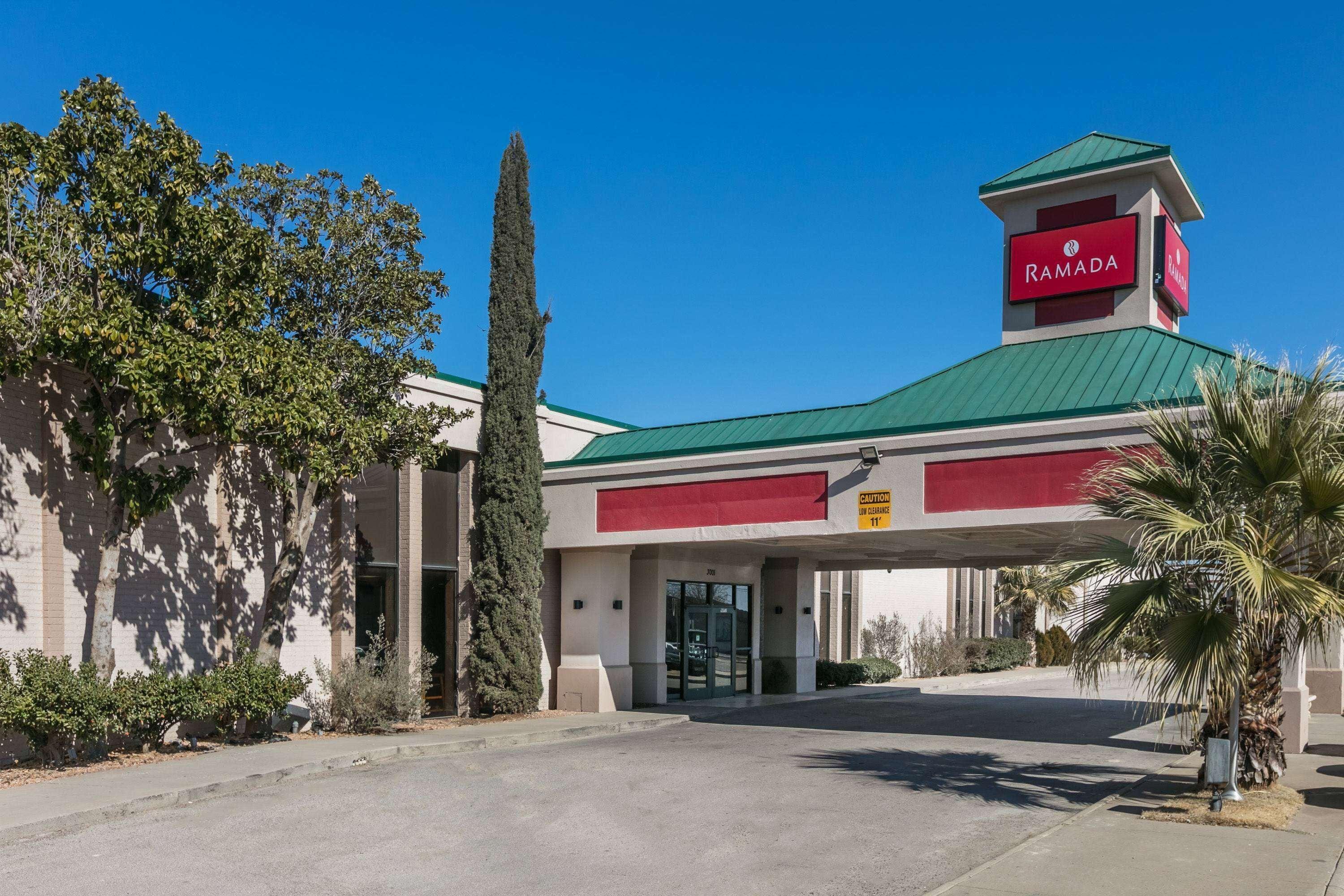 4 Smart Airport Hotels Near Ratliff Stadium Worth Booking
